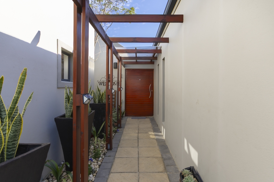 3 Bedroom Property for Sale in Heritage Park Western Cape